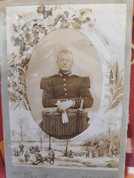 0.jpg - Louis Émile Gaston MAGNIEN du 69e régiment d'infanterie (durant la guerre) nous a laissé son carnet de guerre. Il est visible sur mon site ici  --> http://www.chtimiste.com/carnets/Magnien/Magnien.htm   <----