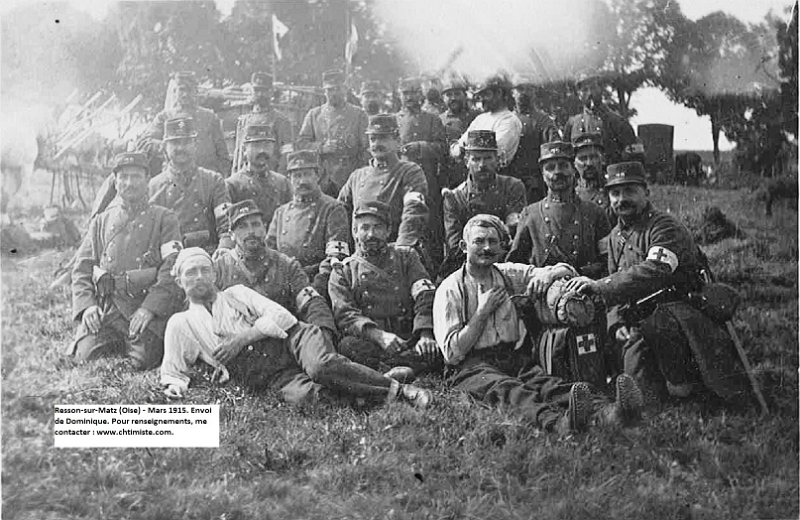 regiment72 25.jpg - Photo N° 25 : Resson-sur-Matz (Oise) - Mars 1915. Infirmiers du 72ème régiment d'infanterie