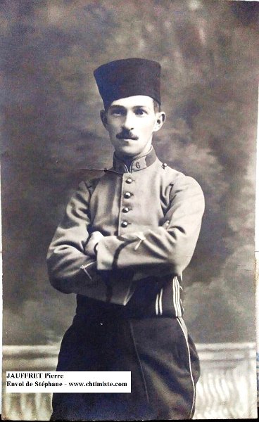 6eRCA JAUFFRET Pierre.jpg - JAUFFRET Pierre (1889 – 1956) en uniforme de sous-officier, 6° régiment des chasseurs d’Afrique.