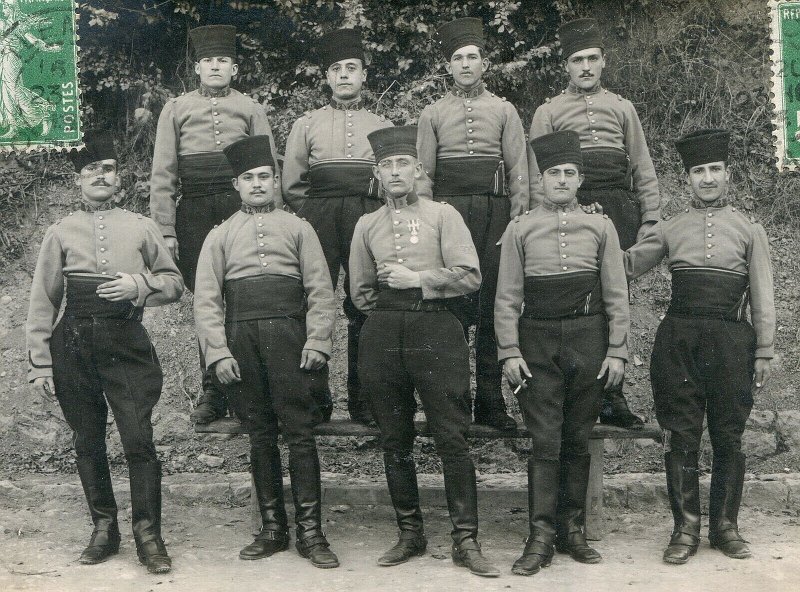 2spahis1a.jpg - Photo N° 1 recto : Carte envoyée le 22 octpbre 1913 de Tlémence (Algérie) à Monsieur François RESCANIÈRE, Larroque d'Olmes, Ariège
