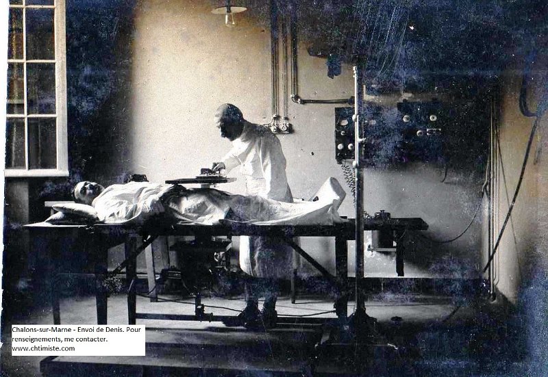 sectioninfirmiers6 8.jpg - Photo N° 8 : Photo de Henri Malère de la 6e section d’infirmier à l’hôpital militaire de Châlons-sur-Marne.