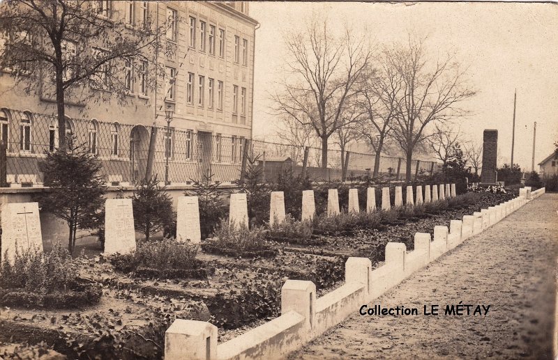 Le cimetière 2.jpg