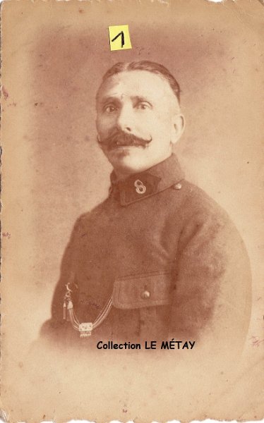 René DECODTS.jpg - René DÉCODTS (8e RIT de Lille), résidant à Looberghe, Nord, fait prisonnier le 10  octobre 1914 à Lille.